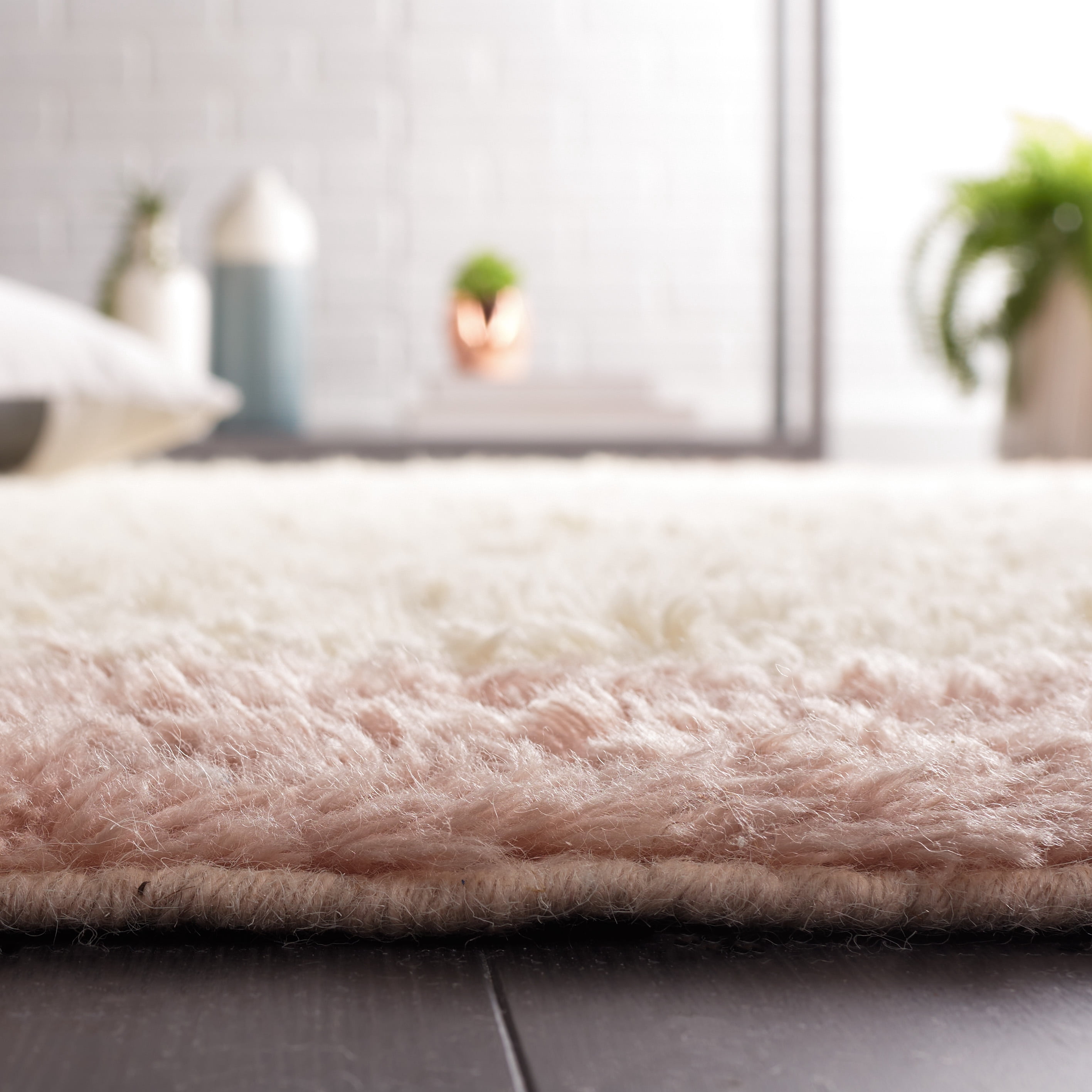 SAFAVIEH Casablanca Evaline Geometric Area Rug, Pink/Ivory, 4' x 6'