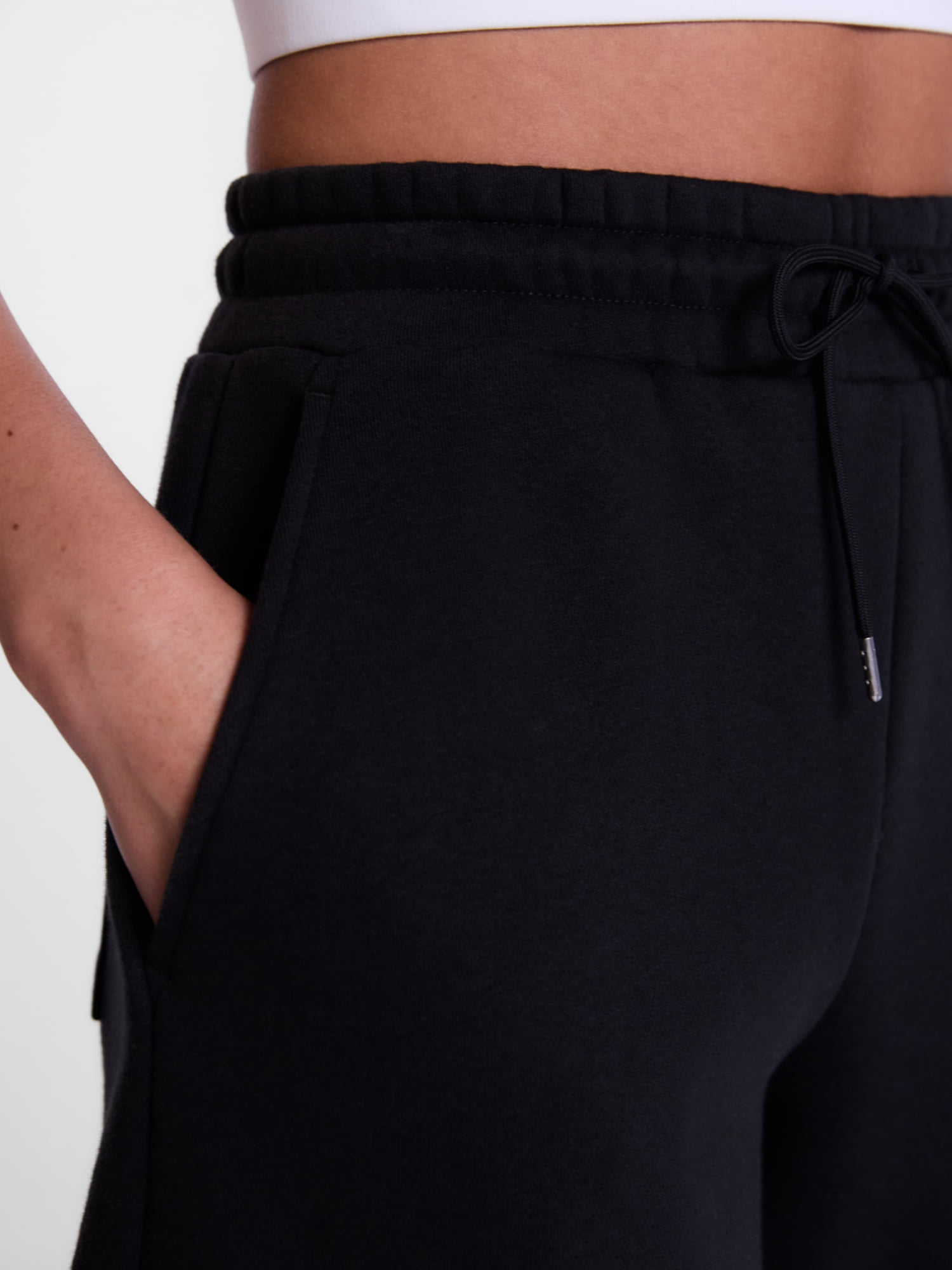 Athletic Works Women's Pull On Fleece Shorts, 6" Inseam, Sizes XS-XXXL