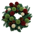 thumbnail image 4 of Décoration Élégante avec Baies Rouges et Accroche-Porte Festif pour Vitrine de Maison et d'Hôtel pour les Fêtes, 4 of 7