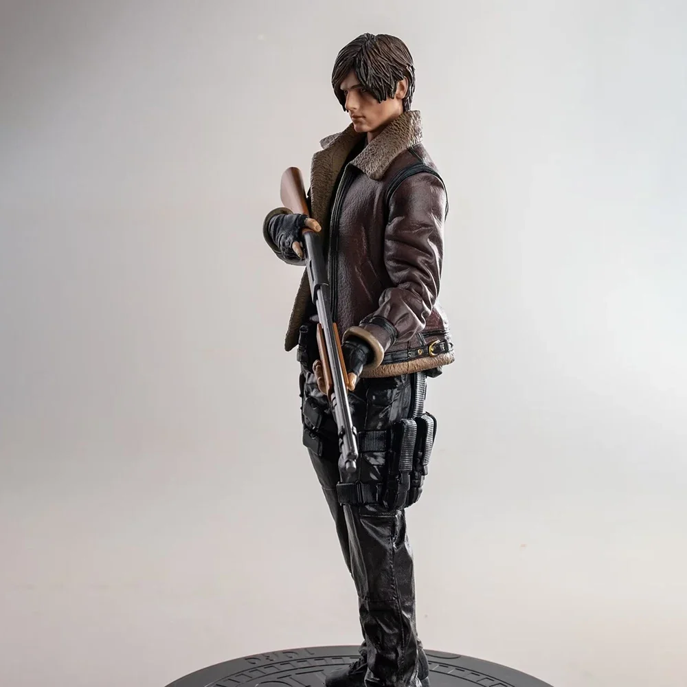 33cm Resident Evil Leon S. Kennedy Gk Pvc Action Figure Biohazard