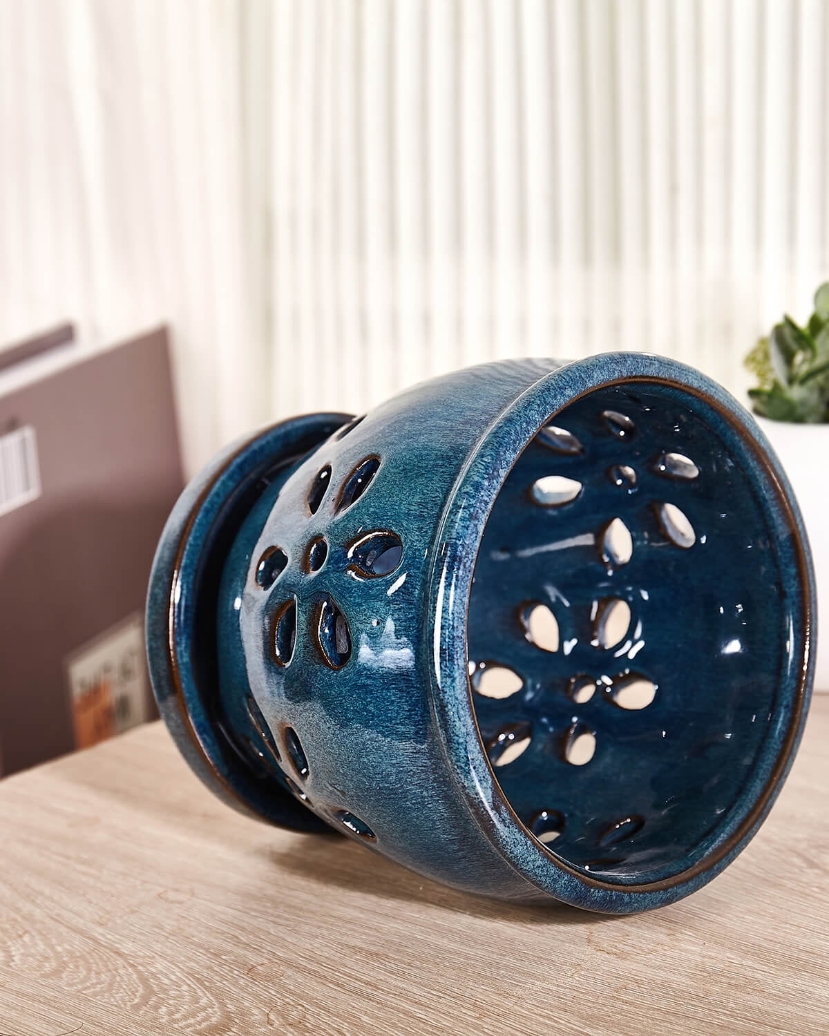 5 Inch Ceramic Orchid Pots with Holes and Saucers - 1 Pcs Small Ceramic Orchid Planter Pots for Repotting, Plant Garden Pots for Orchid Indoor and Outdoor Promotes Air Circulation, Blue
