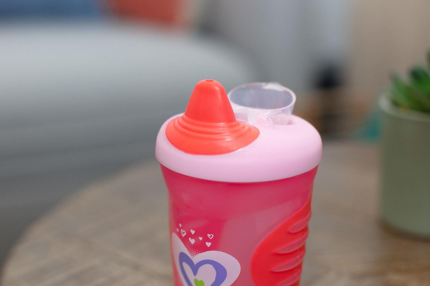 Gobbelet à bec Tommee Tippee "Hold Tight Baby Sippee"