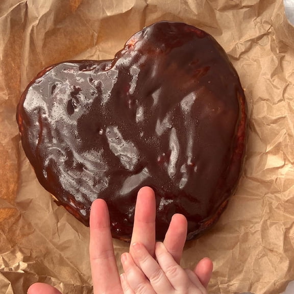 HONMEET Heart Shaped Foam Cake Dummy 1 Pack White 11.8x9.8x2 Inches for Cake Decorating Practice and Skills