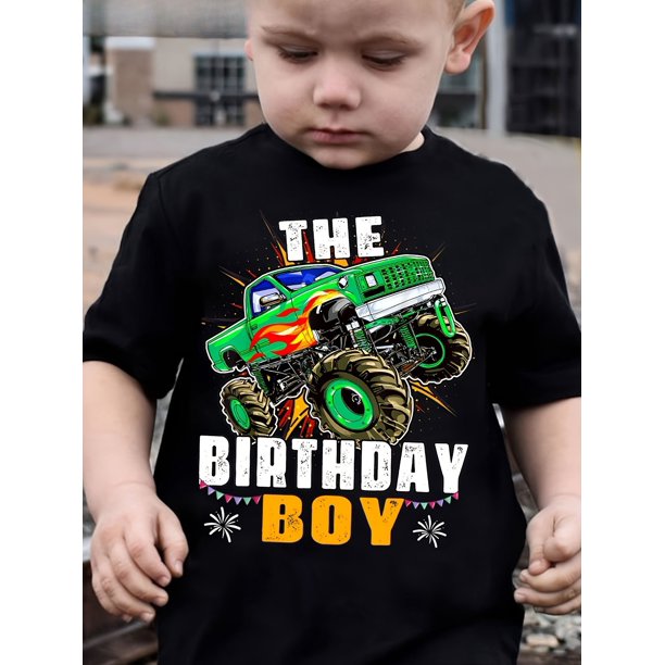 Camiseta de algodón para niño "El cumpleañero" de Monster Truck, color negro, informal, de cuello redondo y manga corta con estampado gráfico vibrante, prenda cómoda de verano para niños.
