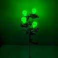 thumbnail image 3 of Nueva luz colgante con forma de calavera en forma de rosa de 4 cabezas alimentada por energía solar para exteriores, decoración de jardín y patio, 3 of 4