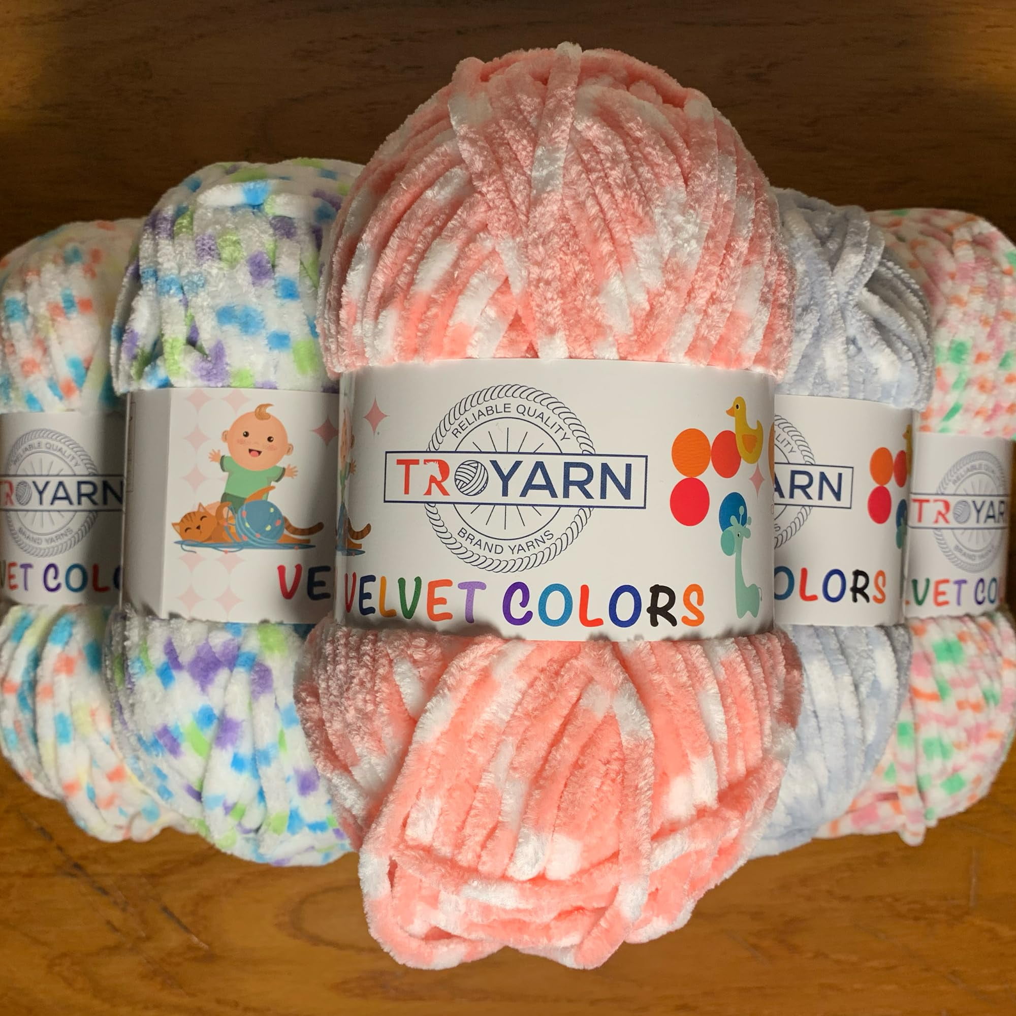 Troyarn Velvet Colors Chenille Baby Blanket Yarn Amigurumi Yarn for Crocheting and Knitting Super Bulky 100 gr (131 yds) (10201)
