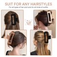 thumbnail image 4 of TELETIES - Clip redondo plano mediano - Agarre fuerte Dientes flexibles Cómodo diseño curvo - Ideal para cabello medio-grueso - Para todas las texturas de cabello - Beige almendra, 4 of 5