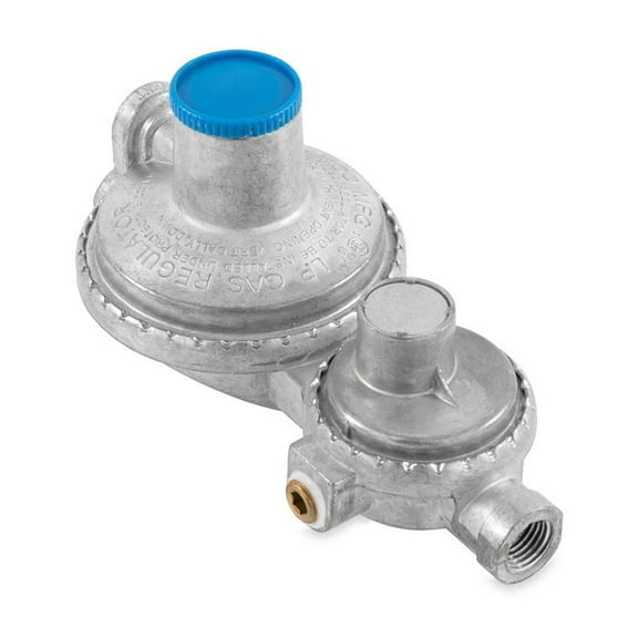Camco Vertical 2-Stage RV Propane Regulator - Silver (59313)