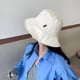 thumbnail image 4 of Sombrero de pescador de ala grande con corte simple de color beige para mujer, con circunferencia de 56 a 58 cm, informal, para lavabo, 4 of 5