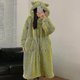 thumbnail image 1 of Mujer invierno monstruo de ojos grandes pijamas de lana de Coral verde ropa de descanso cálida bata exterior larga de dibujos animados, 1 of 5