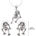thumbnail image 3 of Conjunto de aretes de rana Aretes de rana saltadora plateada con collar Joyería piercing de amante retro Pendientes góticos desmontables Regalo para niña, 3 of 5