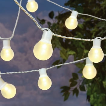 Mainstays 20-Count Plastic Frosted Globe Outdoor String Lights