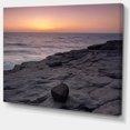 thumbnail image 2 of Massive Rock sur la Plage Magoito Sintra, 2 of 3