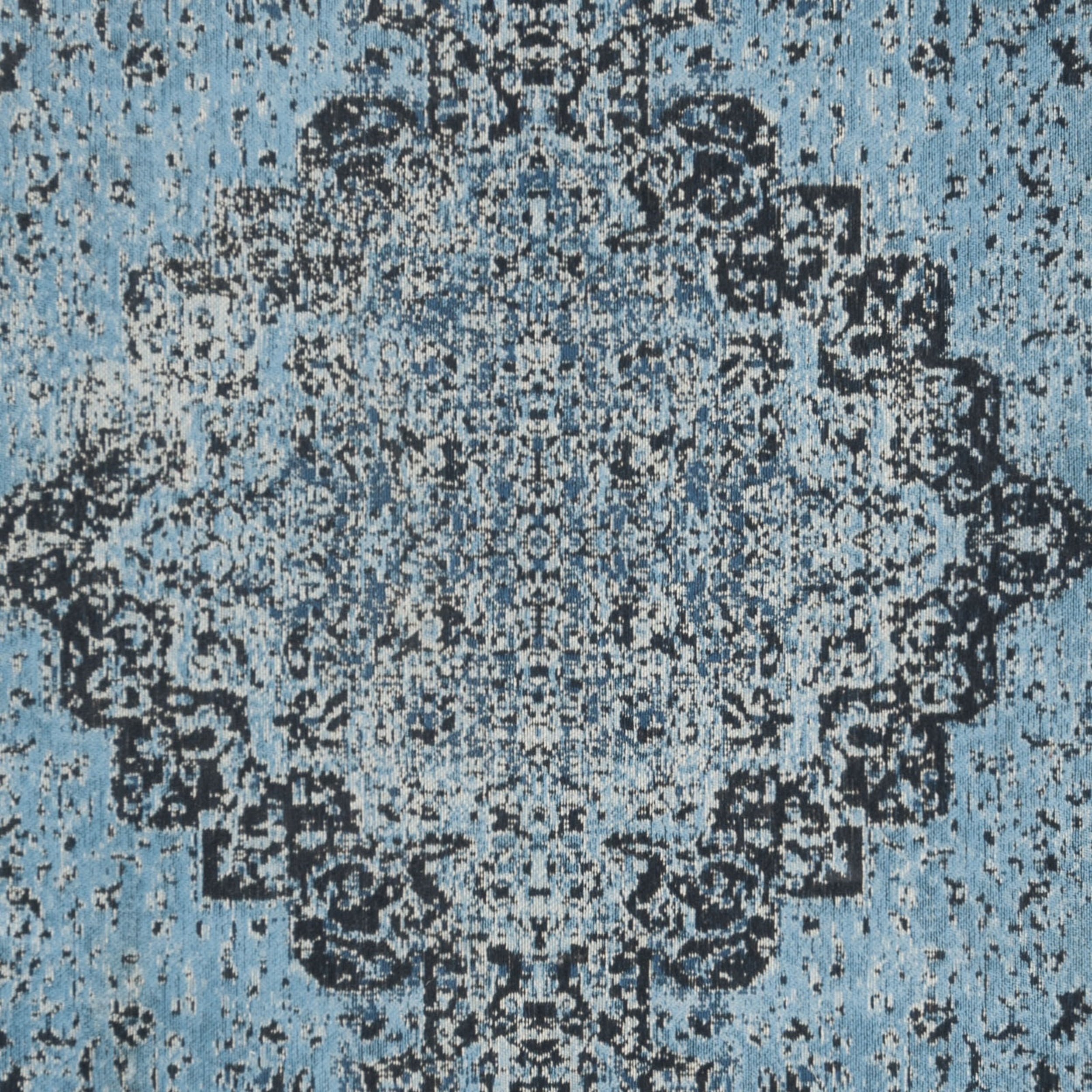 SAFAVIEH Classic Vintage Tris Floral Bordered Polyester Area Rug, Blue, 4' x 6'
