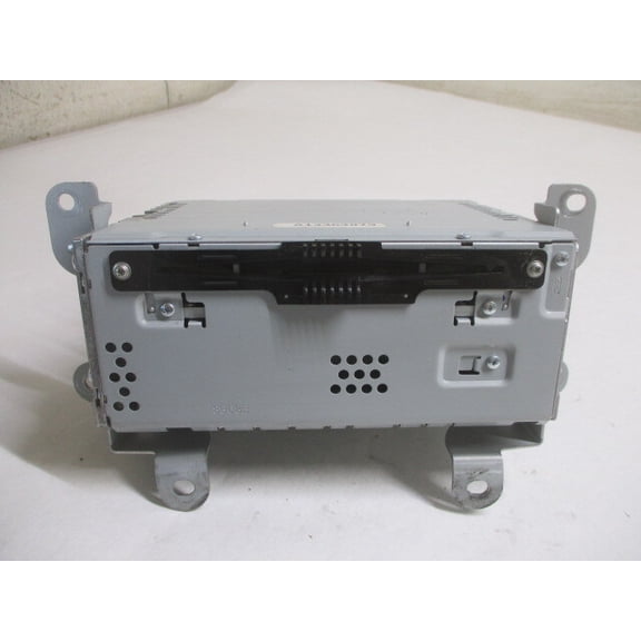 Pre-Owned 2017 Lincoln MKC CD Radio Receiver GJ7T-19C107-DD OEM LKQ - Verify Specific Vehicle Fitment In Description - (Good)