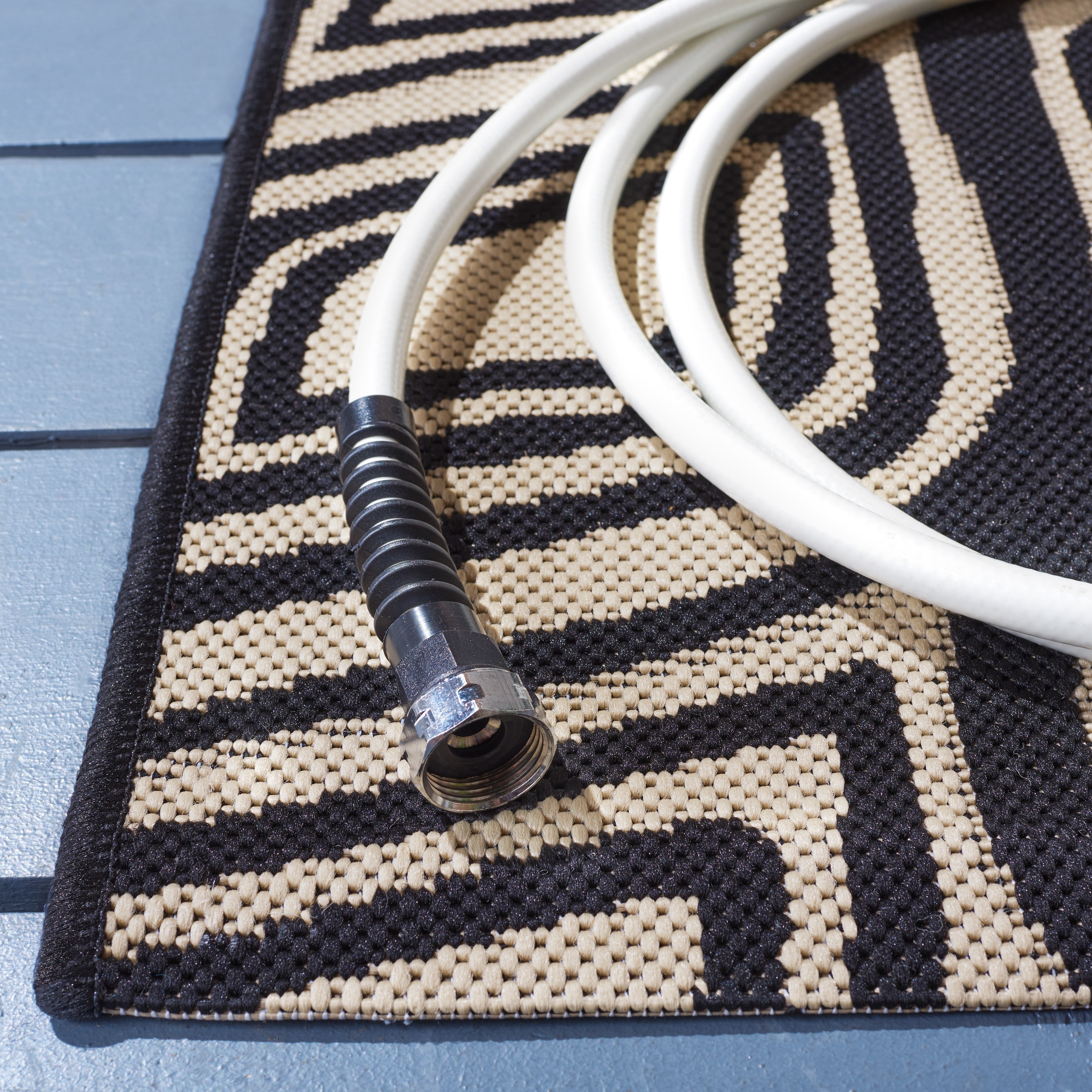 SAFAVIEH Courtyard Thane Nautical Indoor/Outdoor Area Rug, 9' x 12', Black/Beige