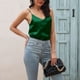 thumbnail image 3 of Camiseta sin mangas de satén para mujer NikouMX cuello en V, 3 of 6