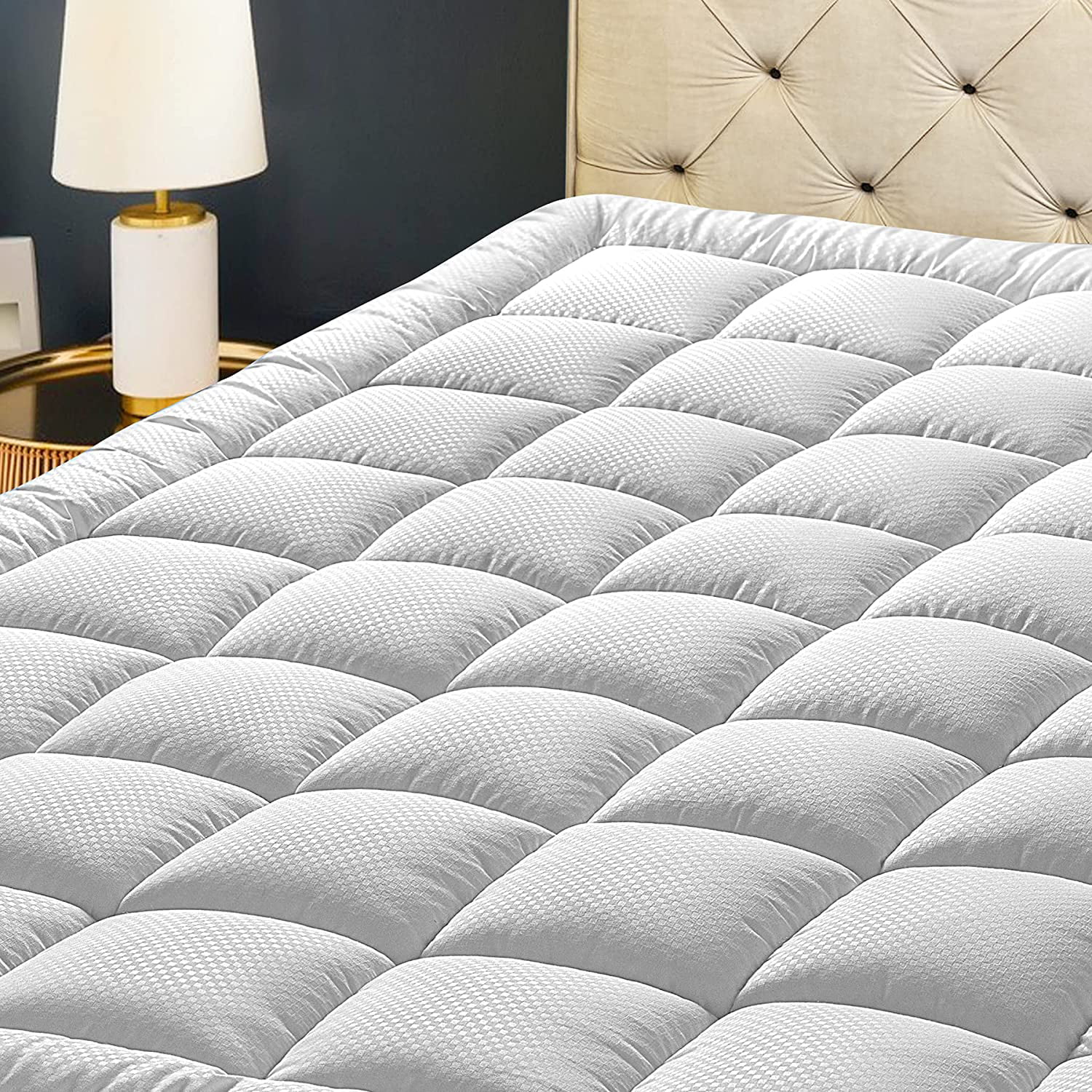 54x75Inches Breathable Down Alternative Quilted Fitted Mattress Protector Cover with 18 Deep Pocket Decroom Cooling Twin XL Size Mattress Pad 