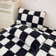 thumbnail image 1 of Juego de Fundas de Almohada de Terciopelo Color Leche, Gruesas y Cálidas, Ideales para El Invierno., 1 of 6