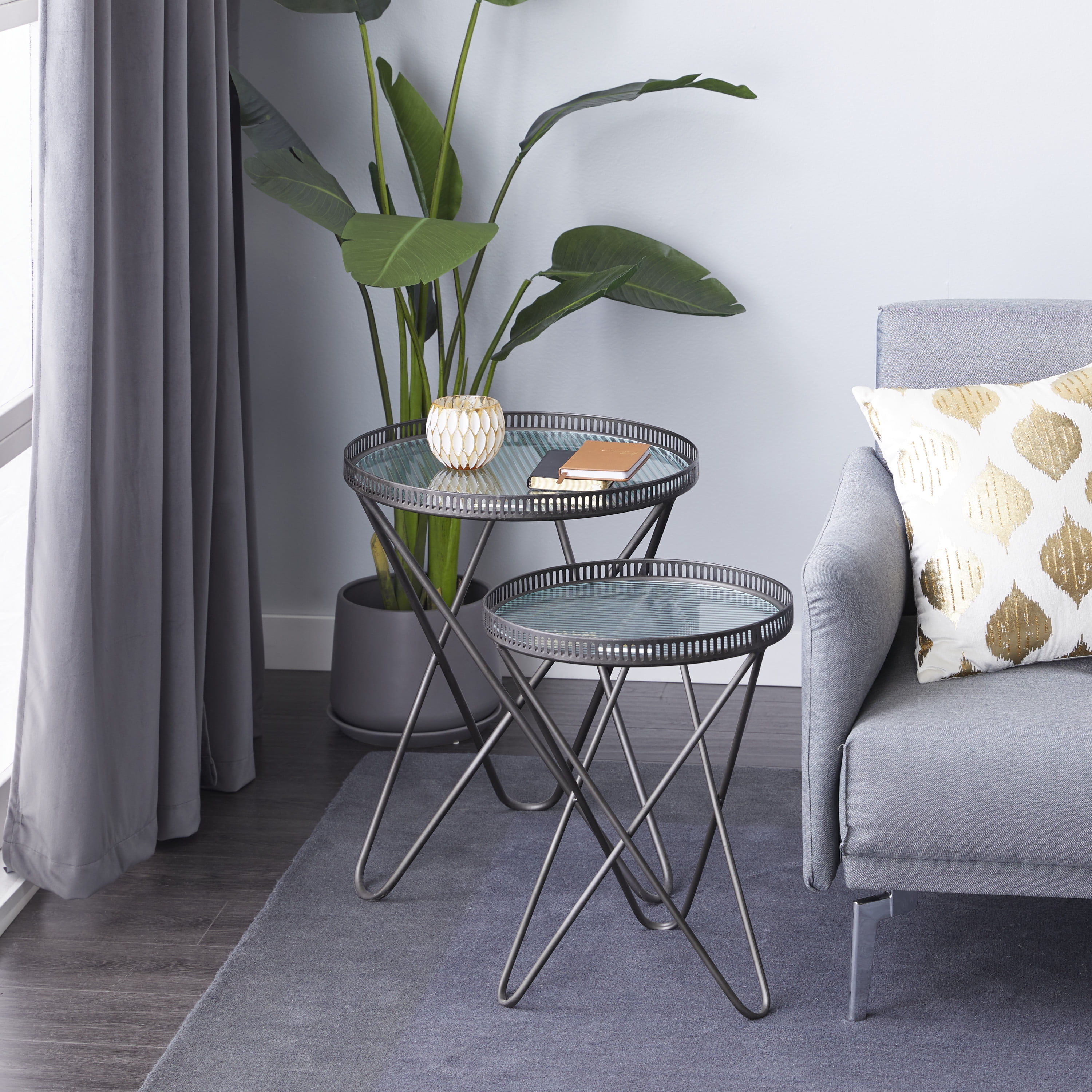 DecMode 20", 27" Grey Metal Industrial Accent Table, Set of 2