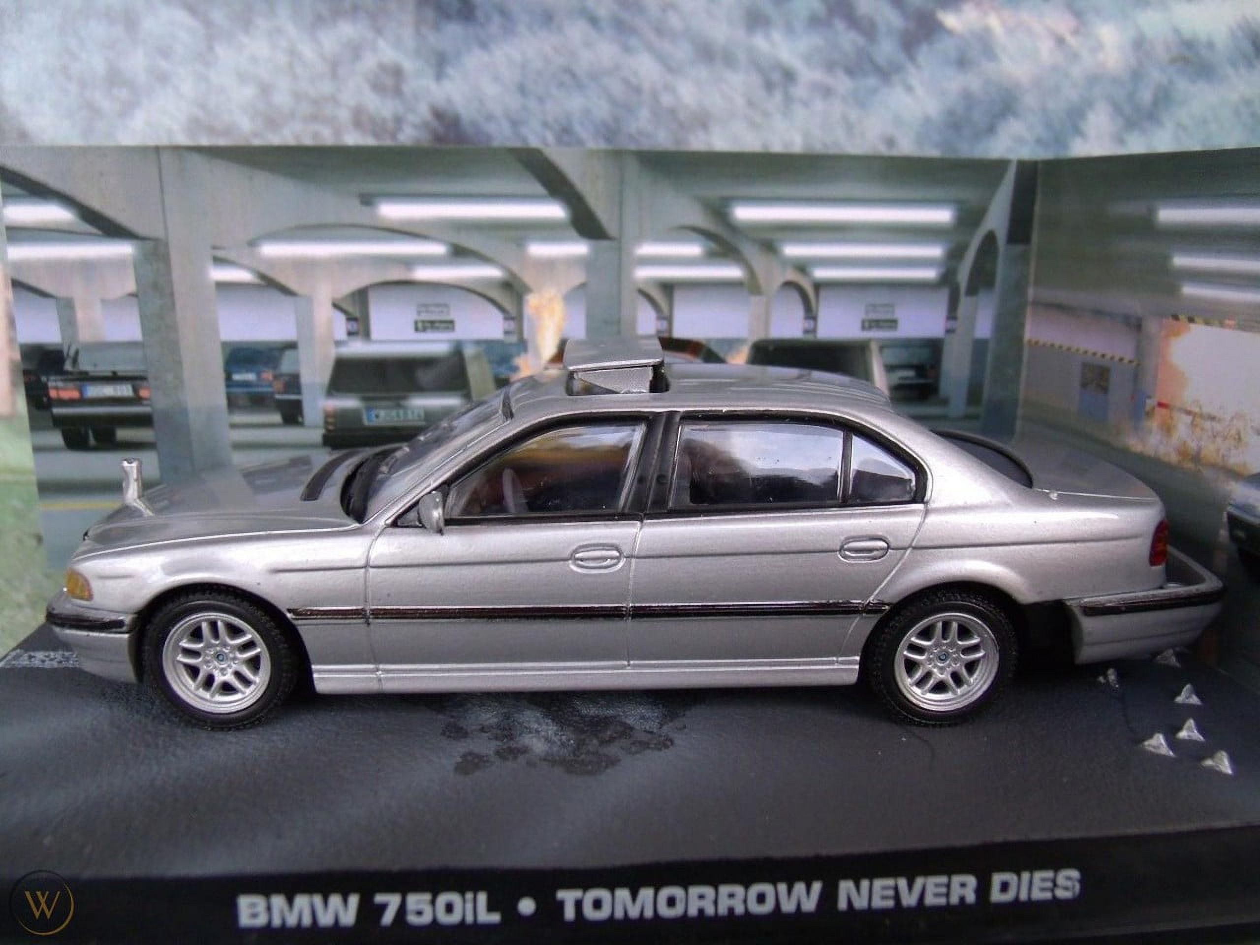 JAMES BOND - 1/43 BMW 750iL (TOMORROW NEVER DIES) (KY12