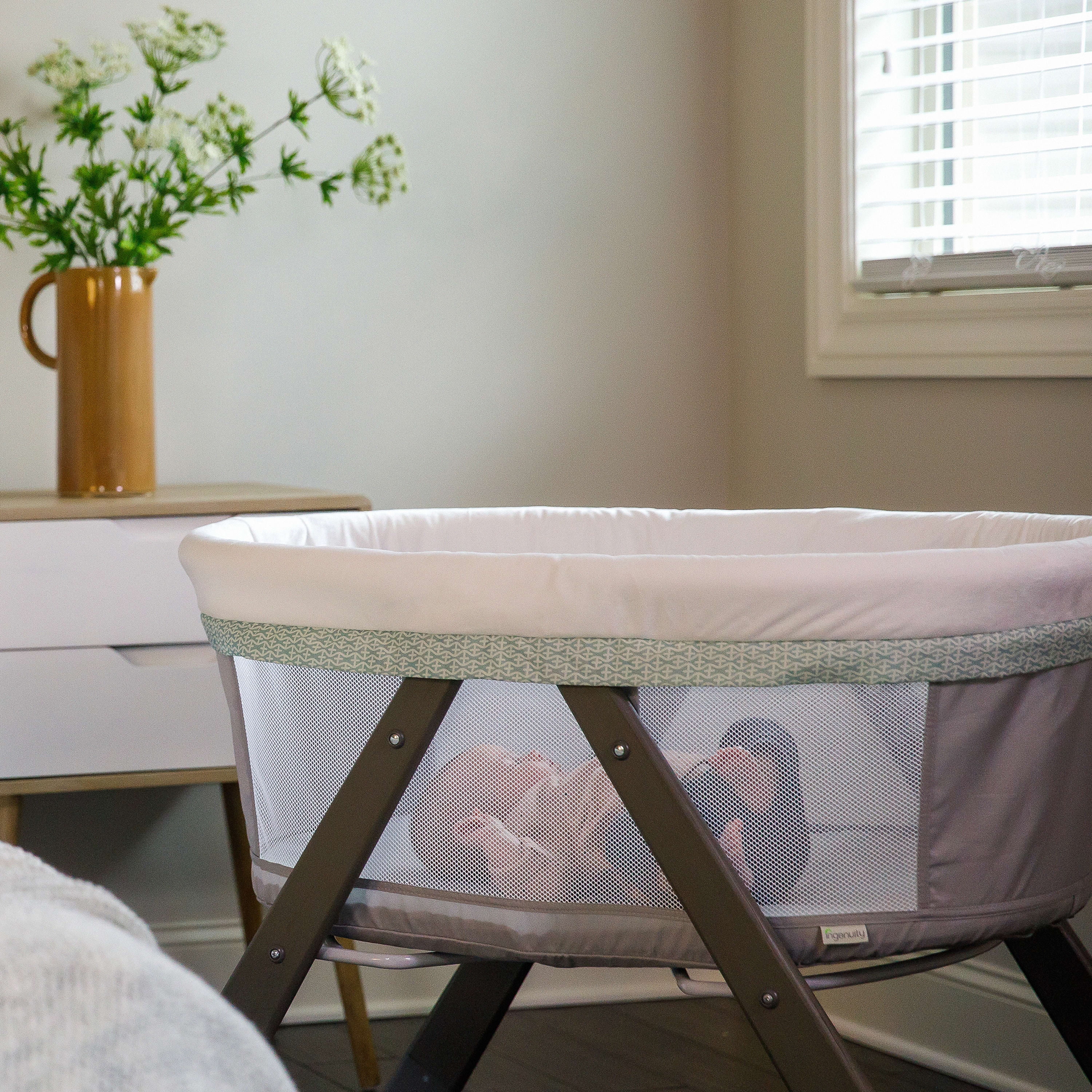 Ingenuity Wood Foldaway Rocking Baby Bassinet Classic Walmart