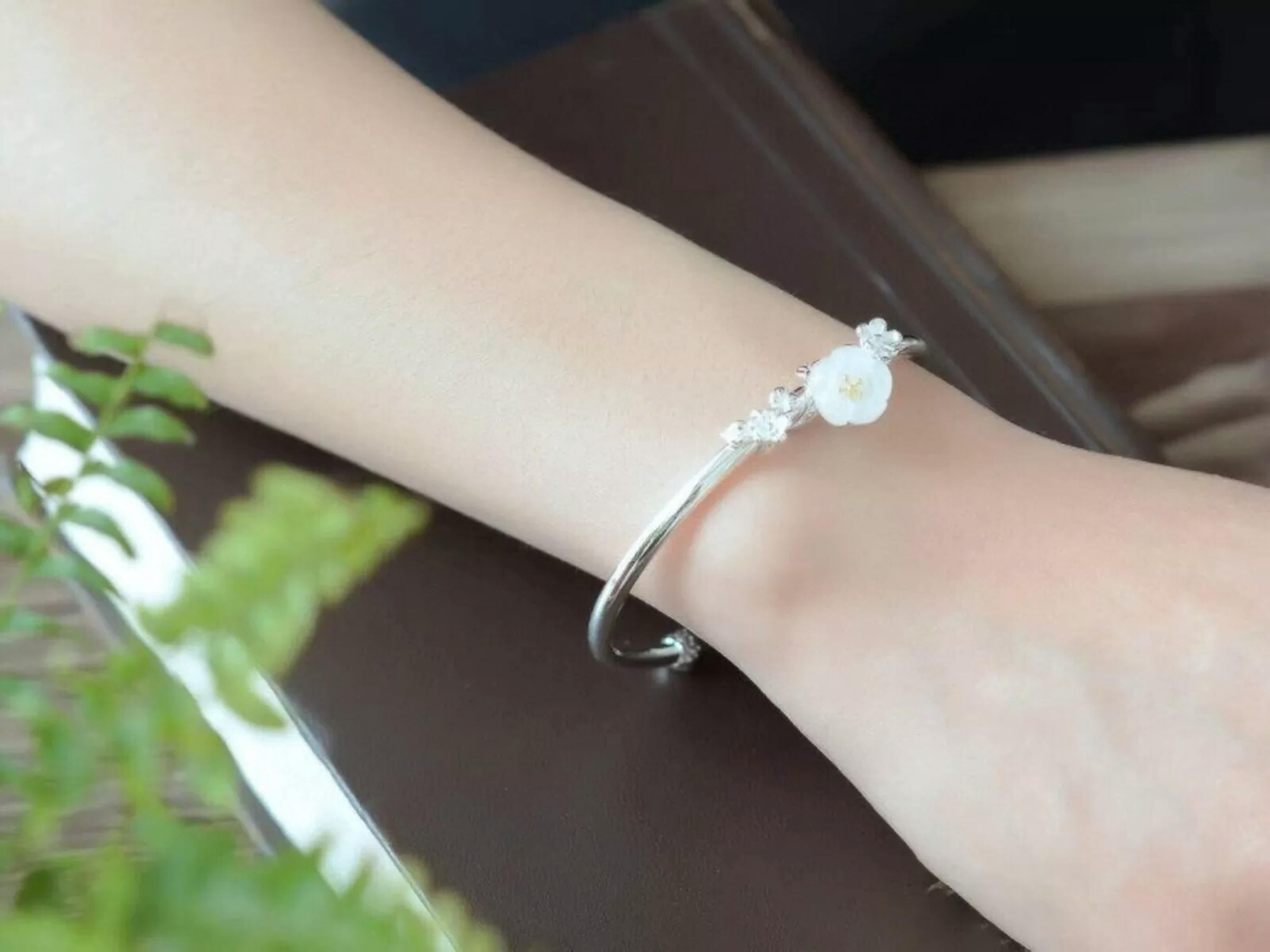 HOOUN 1PCS Pure S925 Sterling Silver Bangle Nephrite Jade Women Flower Cuff Bracelet