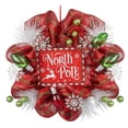 thumbnail image 1 of Decoración Navideña Holiday Time Corona con Señal del Polo Norte, 1 of 4