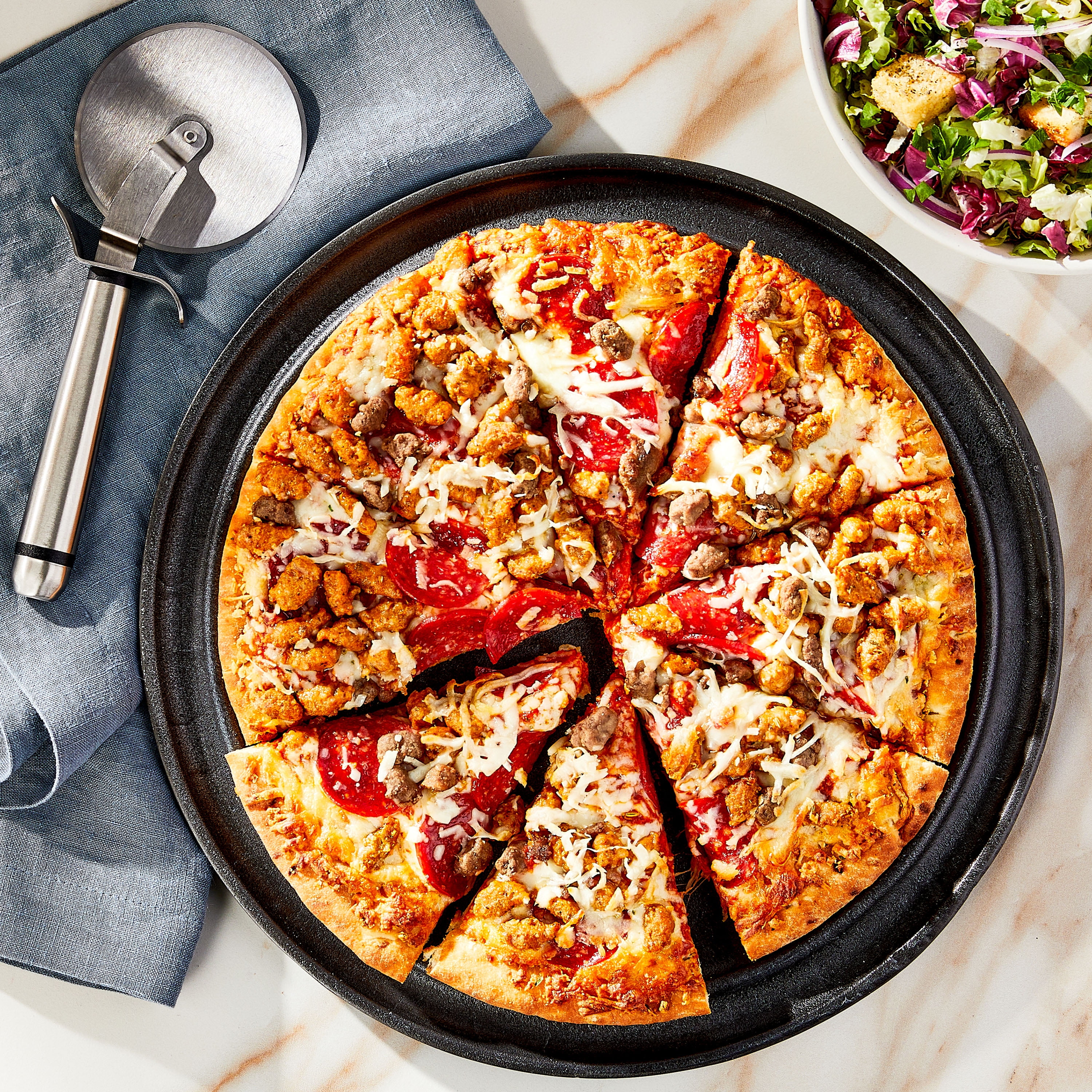 Marketside Ultimate Meat Traditional Crust Pizza, Marinara Sauce, Medium, 12 in, 32.1 oz (Fresh)