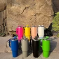 thumbnail image 2 of Taza de coche de acero inoxidable de gran capacidad, 40oz, con asa, taza con pajita aislante de refrigeración y calefacción, taza portátil para artículos para el hogar, 2 of 5