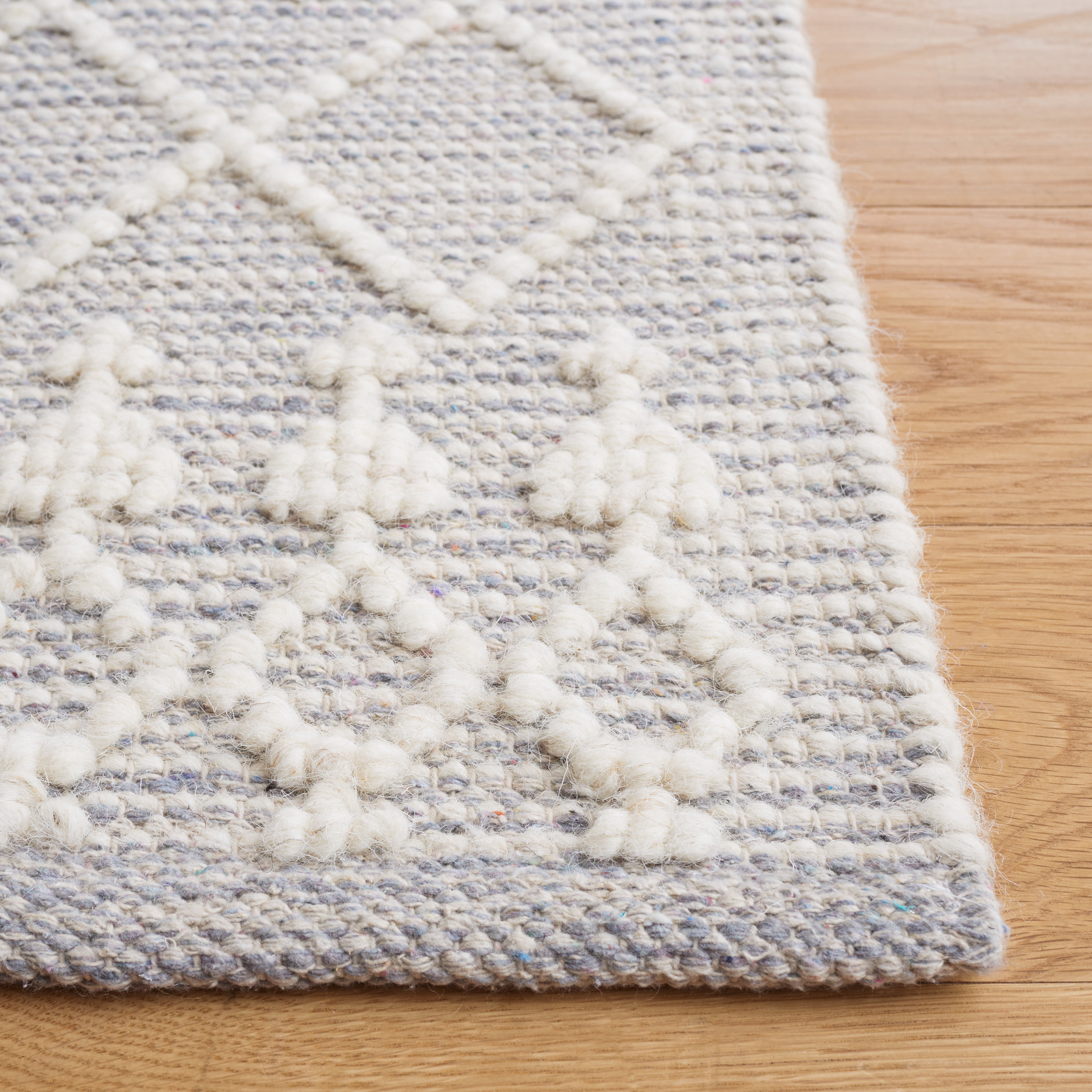 SAFAVIEH Natura Clive Geometric Runner Rug, Ivory/Grey, 2'3" x 8'