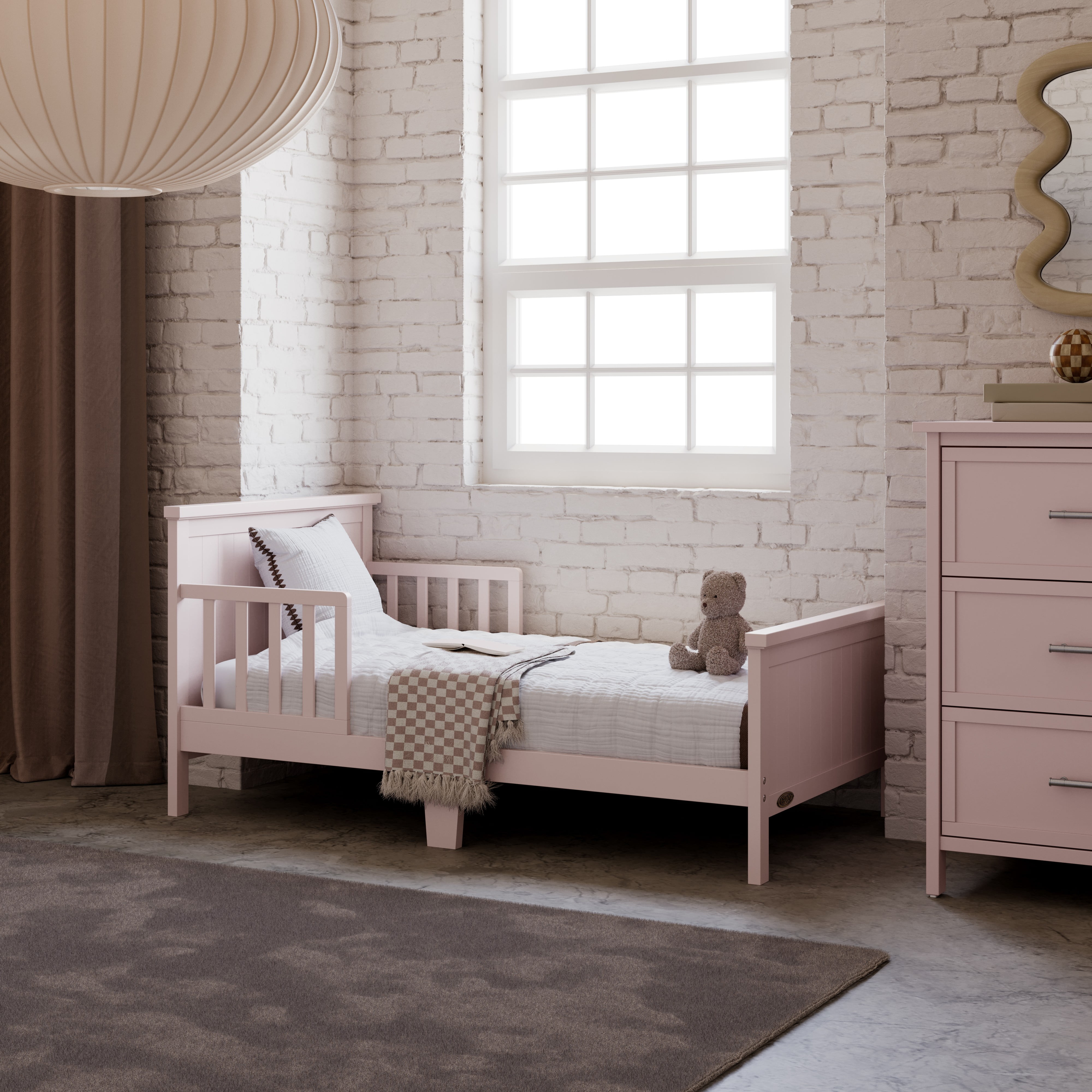 Graco Bailey Toddler Bed, Blush