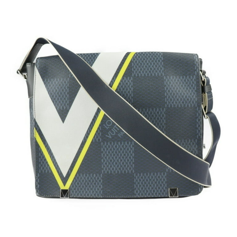 Louis Vuitton District NM Messenger Bag - Damier Graphite PM