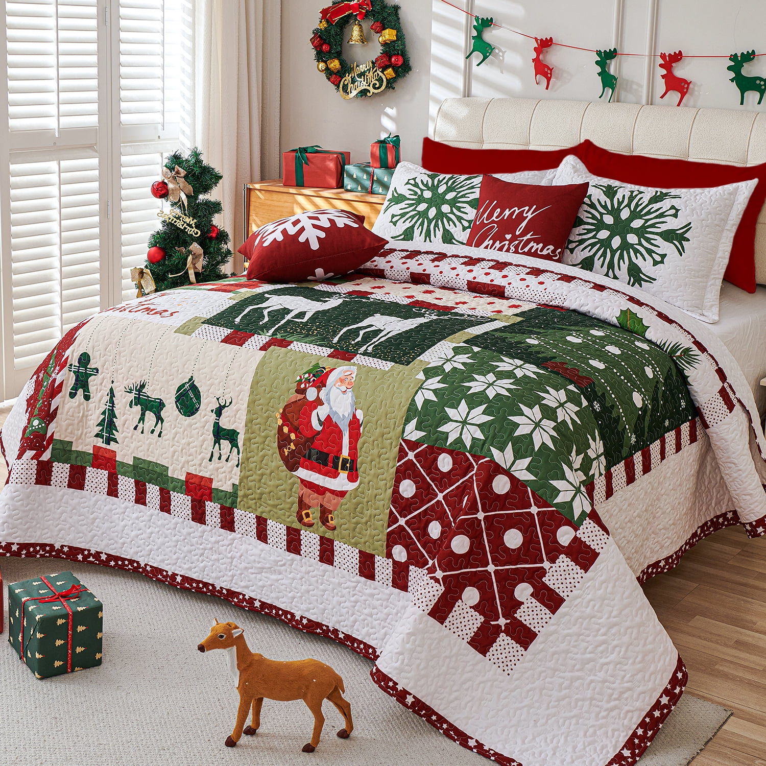 Evenhug Christmas Quilt Set,5-Piece Queen Size Christmas Santa Tree Elk Christmas Themed Patchwork Bedding Set Reversible Coverlet Set with 4 Pillow Shams