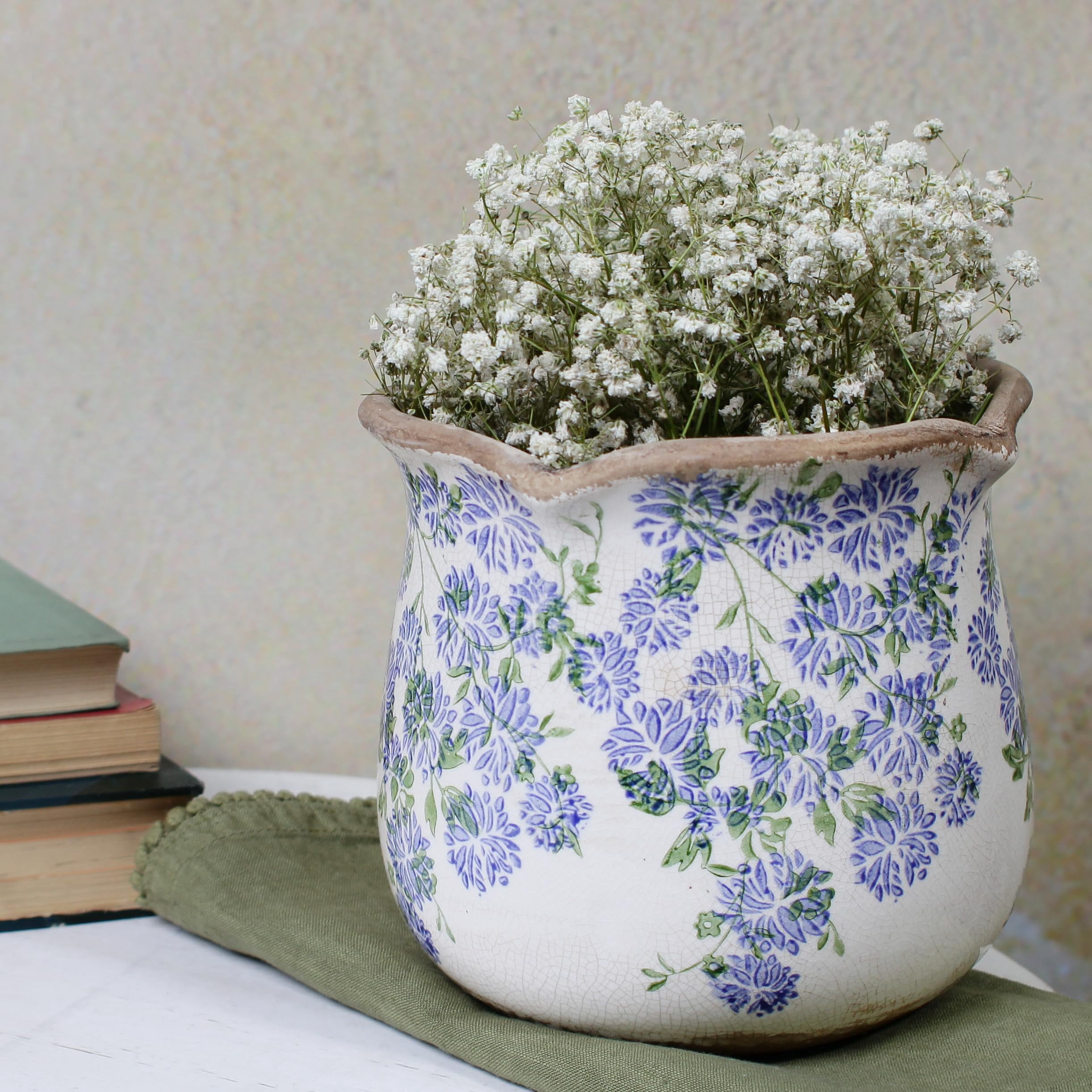 Ceramic Pots for Plants, Vintage Plant Pot with Drainage Hole, 6.11in. Planter for Indoor Plants, Crackle Glaze Finish Flower Pot, Perfect Ceramic Planter for Gardening, Red Blooms