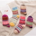 thumbnail image 4 of 5 pares de calcetines cálidos de invierno estilo étnico de tubo medio, 4 of 5