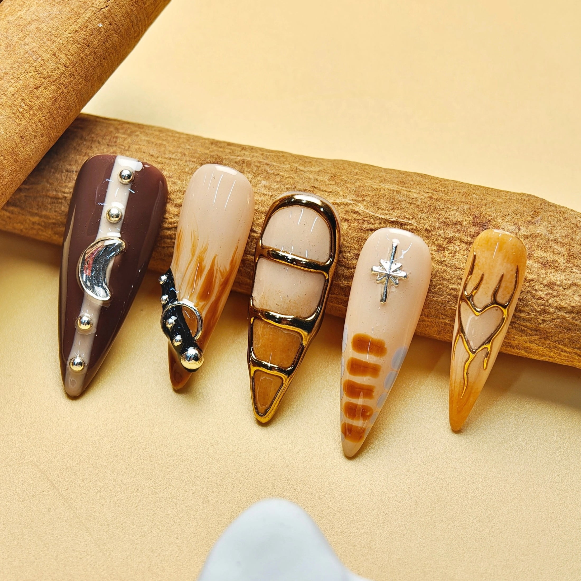 10pcs Stiletto Handmade Press On Nails, Y2K Goth Style, Brown 3D Snake Heart Star Design, Suitable For Summer Party, For Women Girls