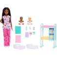 thumbnail image 1 of Set Barbie Careers Baby Doctor con muñeca morena y 2 bebés, 1 of 6