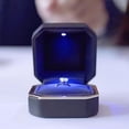 thumbnail image 4 of Caja De Anillo Led Caja De Anillo De Boda De Terciopelo Octogonal Caja De Regalo De Joyería Con Luz Led Para Exhibición De Joyería Compromiso De Boda Monstrate AP006386-02, 4 of 6