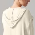thumbnail image 4 of Soki Veste de Protection Solaire UPF 50+ pour Femmes, Chandail à Capuchon Léger à Manches Longues pour Randonnée en Plein Air, 4 of 7