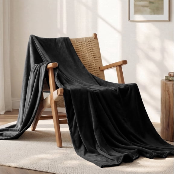 U by Bedsure Fleece Blanket Black - Throw Blankets, Soft Lightweight Throws for Toddlers, Kids