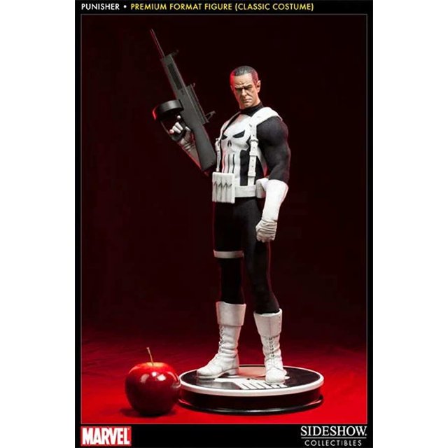 Marvel Comics Punisher (Classic Costume) 1/4 Scale 23 Inch Premium Format Statue 300176