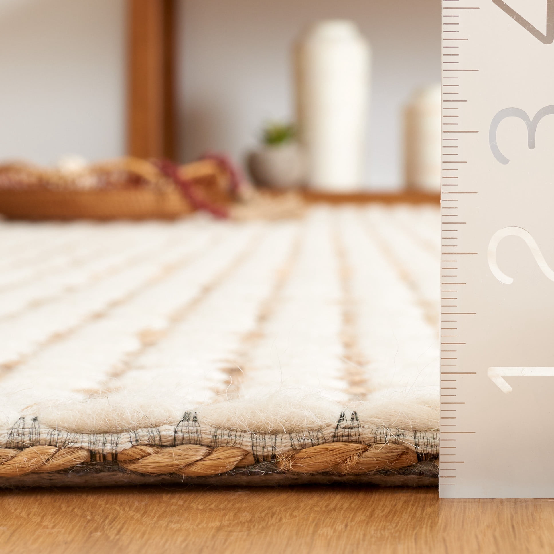 SAFAVIEH Marbella Logan Geometric Area Rug, Brown/Natural, 4' x 6'