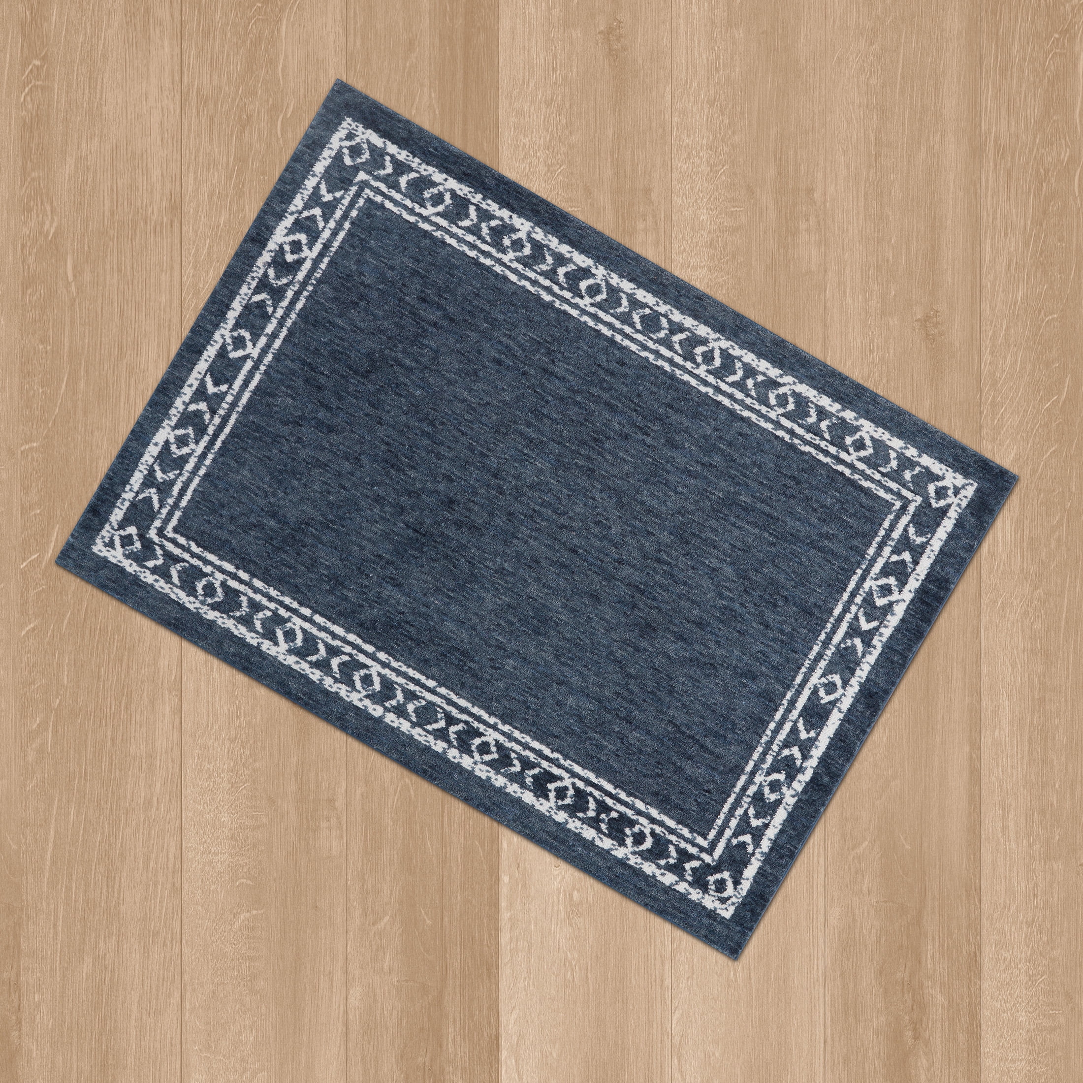 Mainstays Washed Indigo Bordered Tufted Washable Area Rug 5 x 7