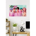 thumbnail image 2 of NETFLIX KPOP CHASSEURS DE DÉMONS (2025) - HUNTRIX GOLDEN, 2 of 3