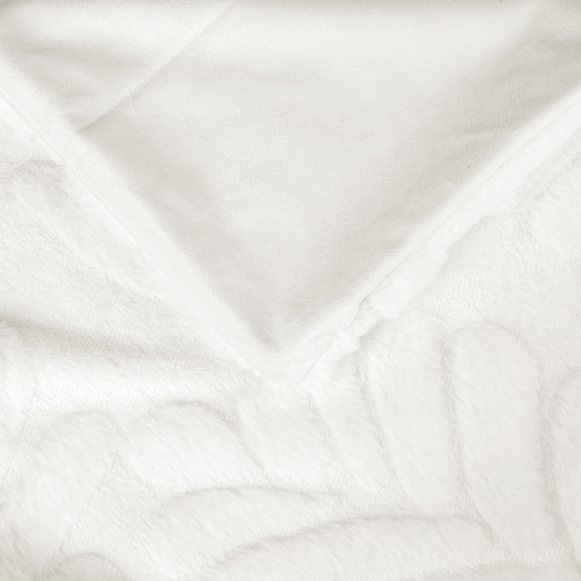 Unique Bargains Basho Leaf Pattern Cushion Covers Solid Fluffy Plush Pillow Covers 2 Pcs White 18" x 18"
