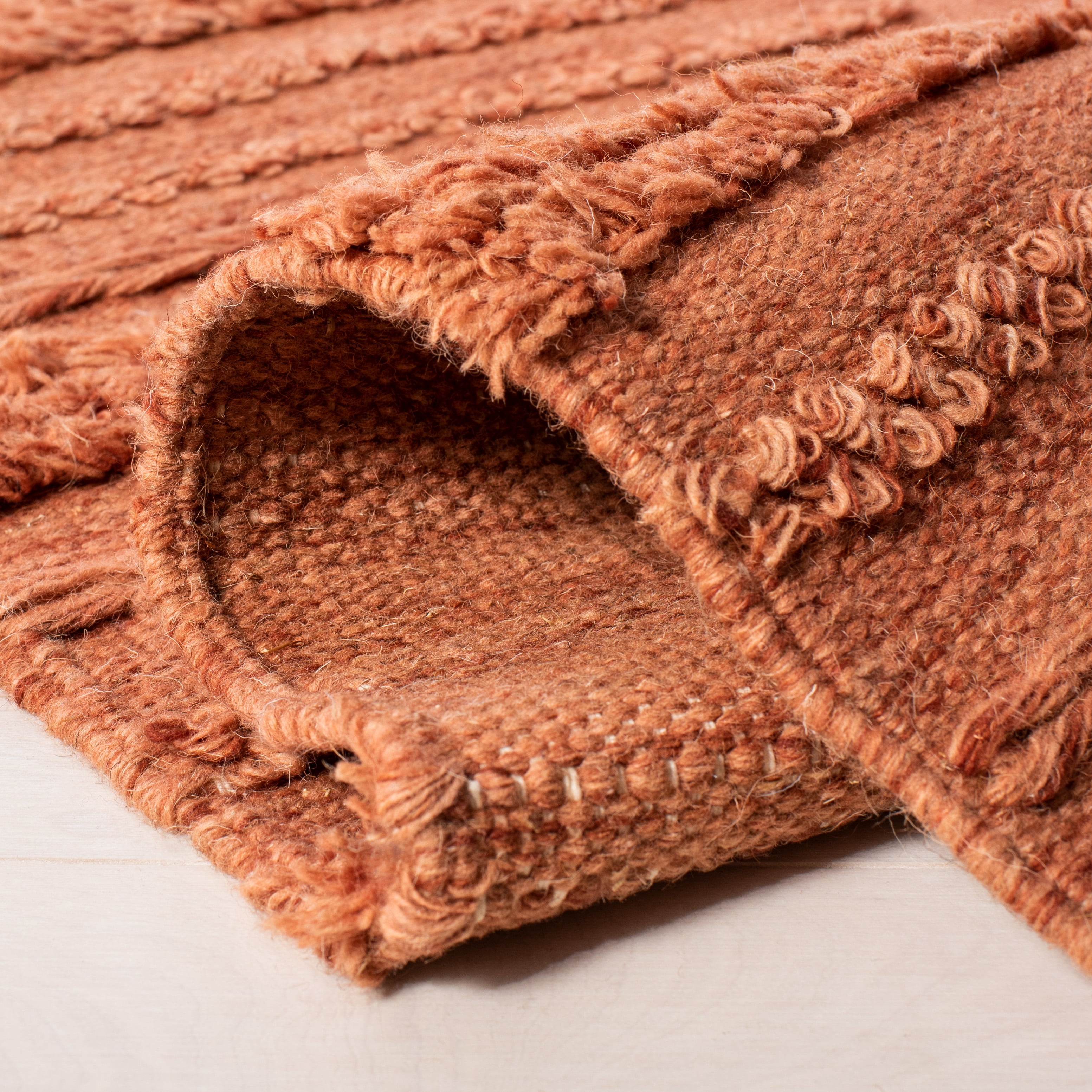 SAFAVIEH Vermont Zavanna Striped Runner Rug, Rust/Orange, 2'3" x 5'