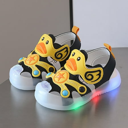 

CHAOLEI Light On LED Baby Shoes Children Shoes Boy Sandals Soft Soled Kids Beach Shoes Sandale Casual Cartoon Shoes