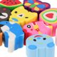 thumbnail image 2 of KAKOWELY 50 borradores pequeños con forma de fruta y cápsulas de plástico, multifunción, útiles escolares kawaii, borradores en miniatura para escribir, borradores portátiles (estilo mixto)., 2 of 4
