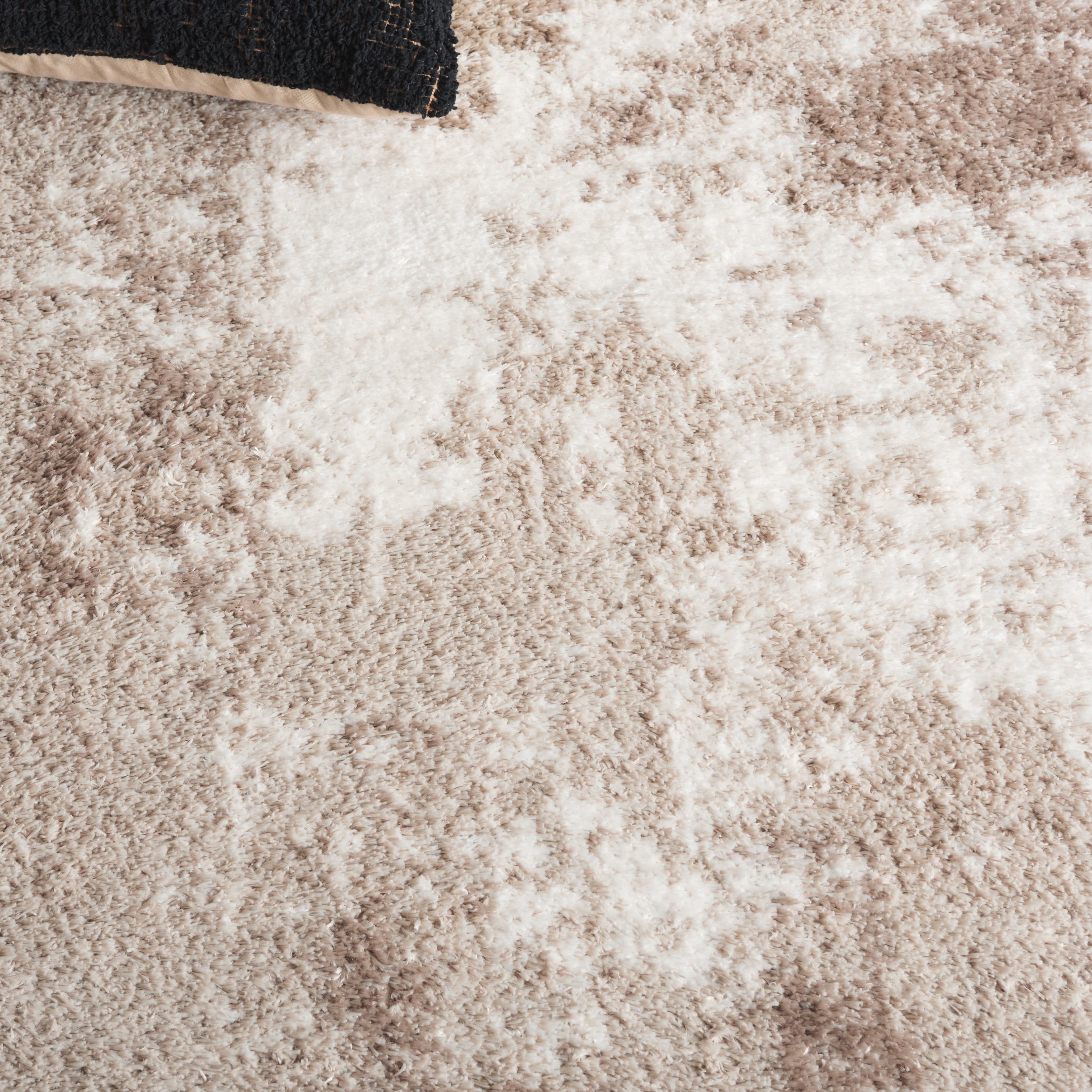 SAFAVIEH Penelope Beth Abstract Shag Area Rug, Beige/Ivory Taupe, 9' x 12'